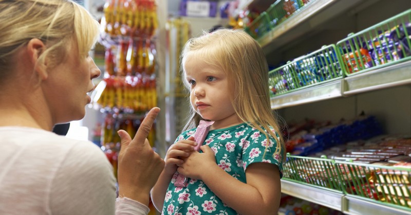Proč vaše děti během nakupování v supermarketu vždy něco chtějí