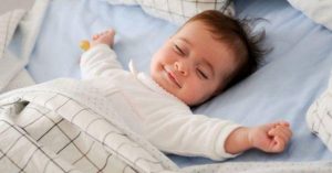 Kdy má jít vaše dítě spát (tabulka dle věku)