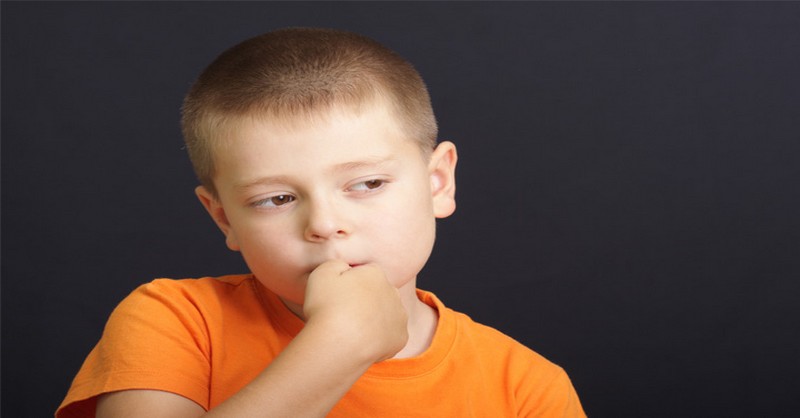 5 účinných způsobů, jak dítě odnaučit kousání nehtů